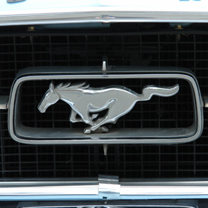 Ford-Mustang-Autoteile