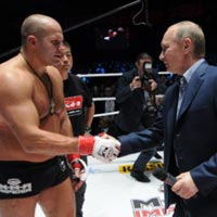 Владимира Путина освистали в прямом эфире