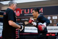 Felix_Sturm_vs_Matthew_Macklin_Trenning_35